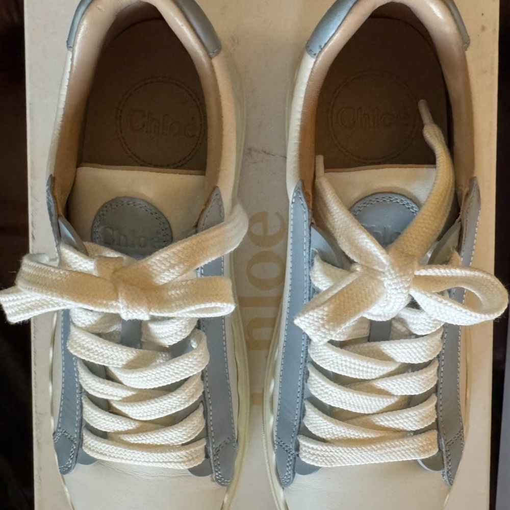 Chloé Lauren White and Blue Lauren Sneakers, size 6us/36eu - Picture 2 of 5